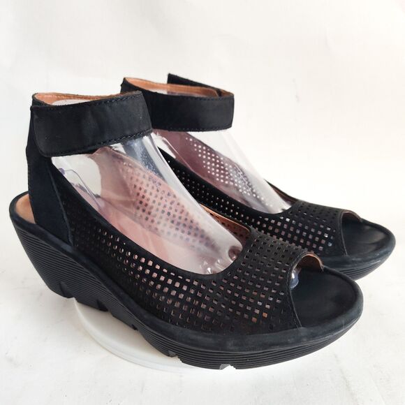 Clarks Comfort Sandals Size 10 Reedly Salene Black Suede Wedge Heel Platform - Picture 2 of 12